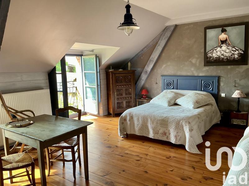 Maison de campagne - 470 m² - 8 pièces