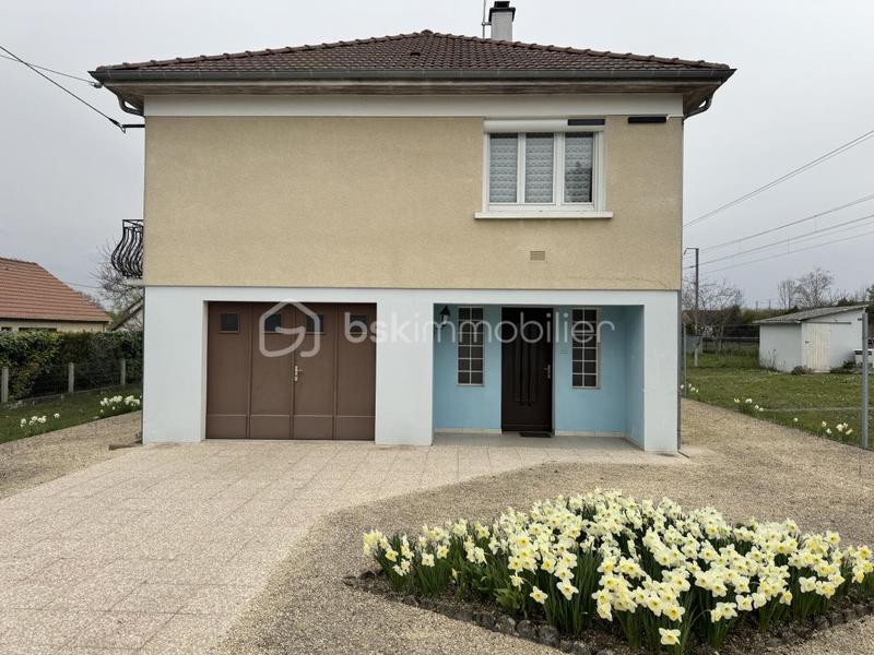 Maison - 86 m² - 5 pièces