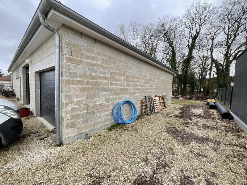 Local d'activités - 204 m² - 2 pièces