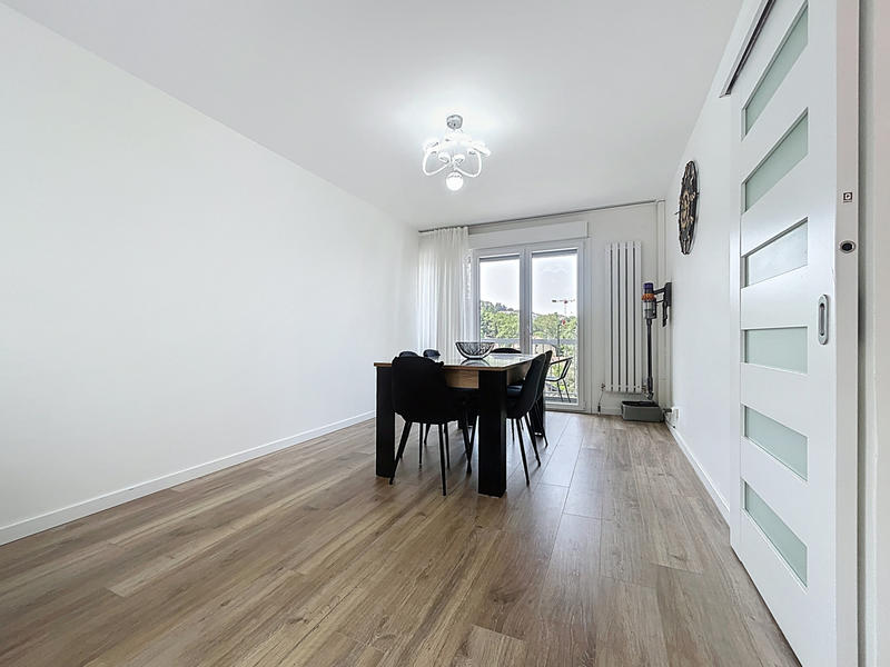 Appartement - 76 m² - 4 pièces