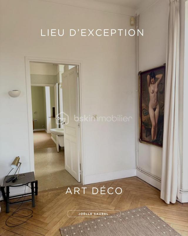 Propriété - 415 m² - 7 pièces