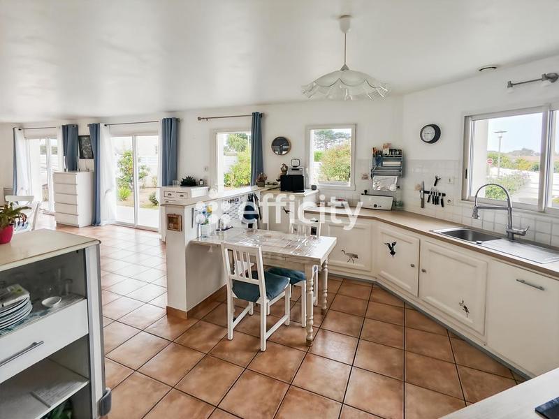 Maison - 97 m² - 5 pièces