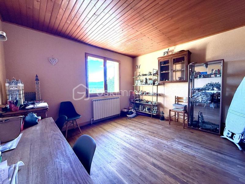 Maison - 121 m² - 5 pièces