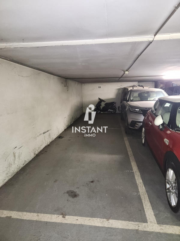 Parking / Garage - 24 m²