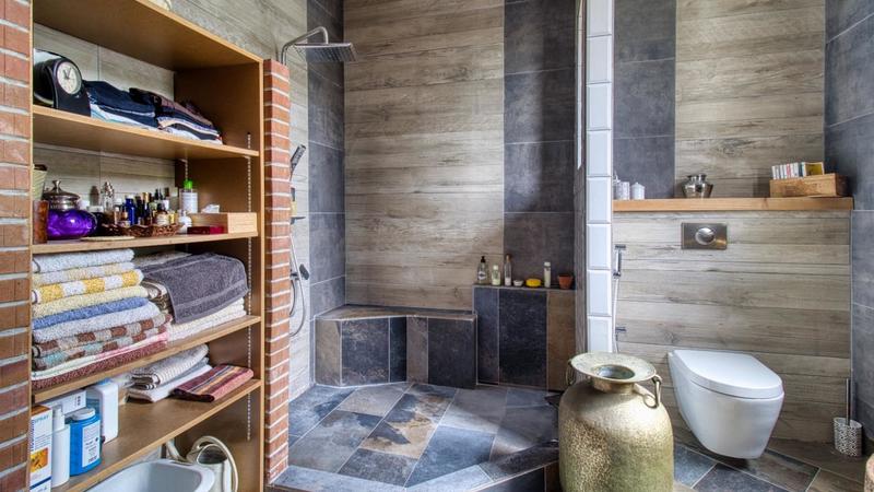 Maison - 410 m² - 8 pièces