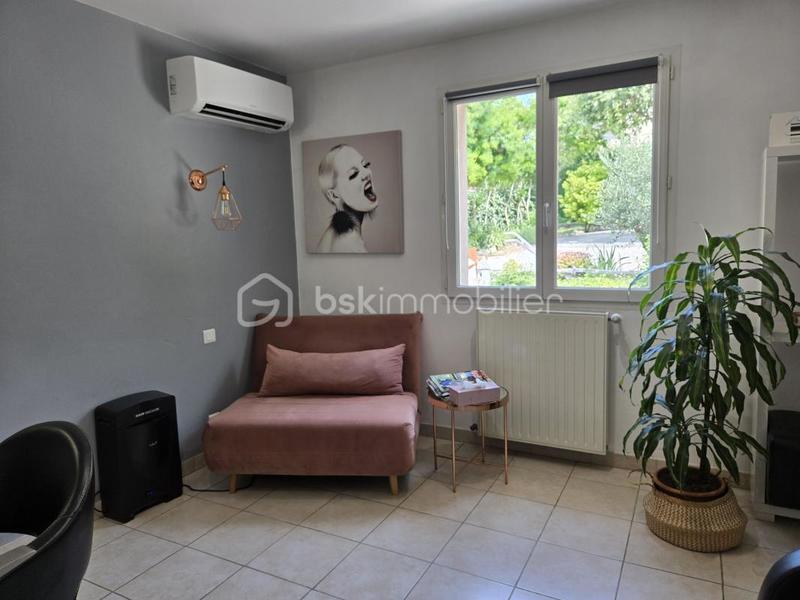 Villa - 300 m² - 8 pièces