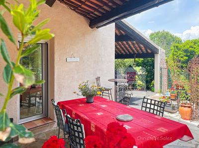 Maison - 170 m² - 7 pièces