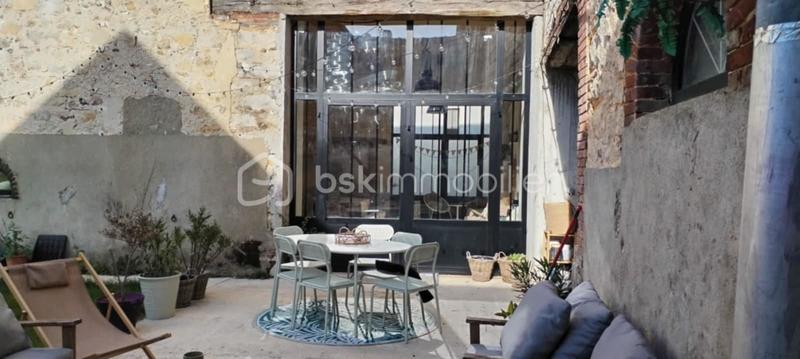 Maison - 392 m² - 6 pièces