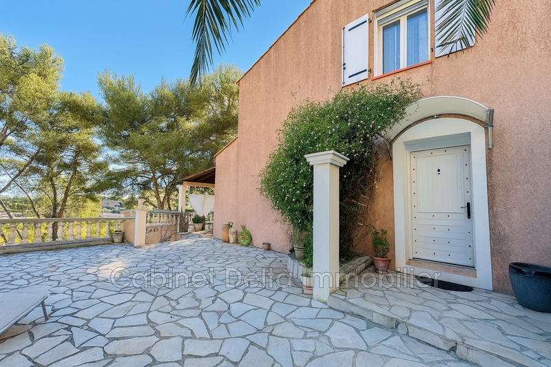 Maison - 104 m² - 4 pièces