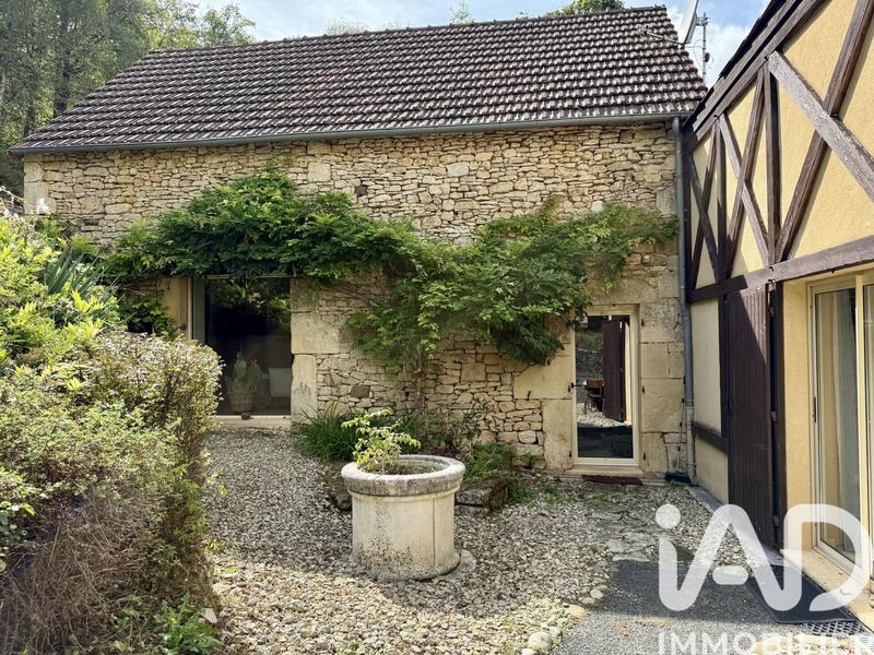 Maison - 185 m² - 8 pièces