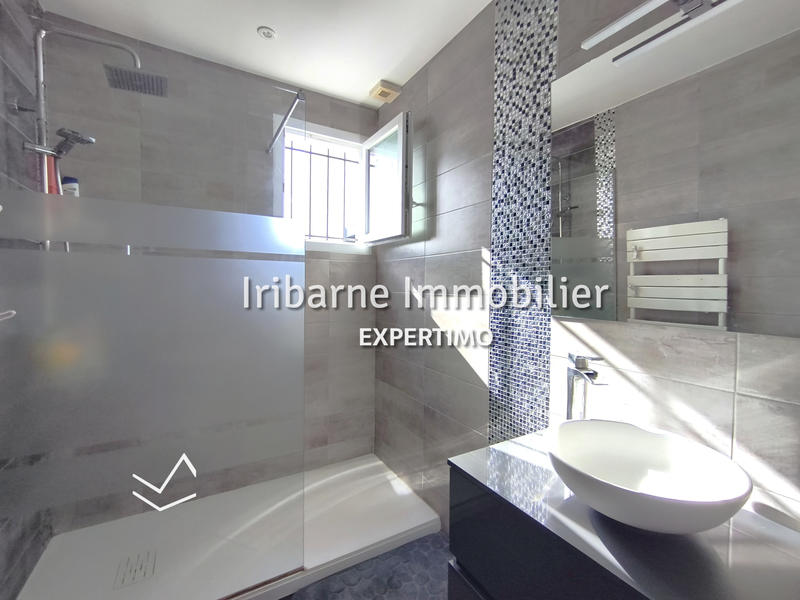 Maison - 93 m² - 5 pièces