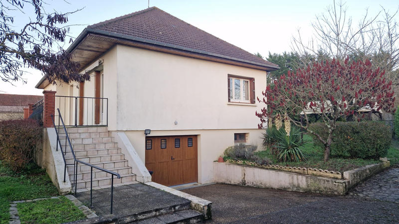 Maison - 99 m² - 4 pièces