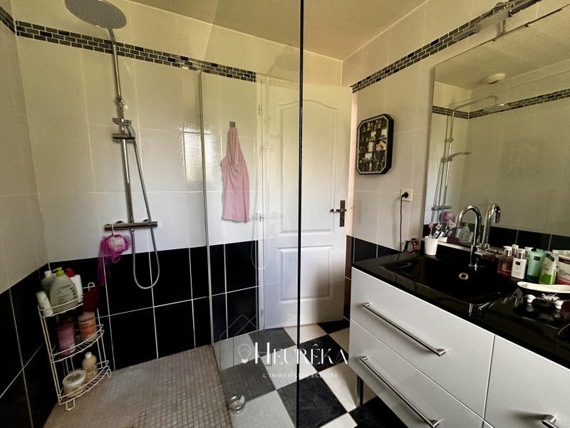 Maison - 108 m² - 5 pièces