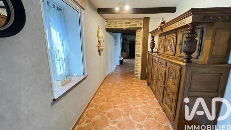 Maison - 212 m² - 5 pièces