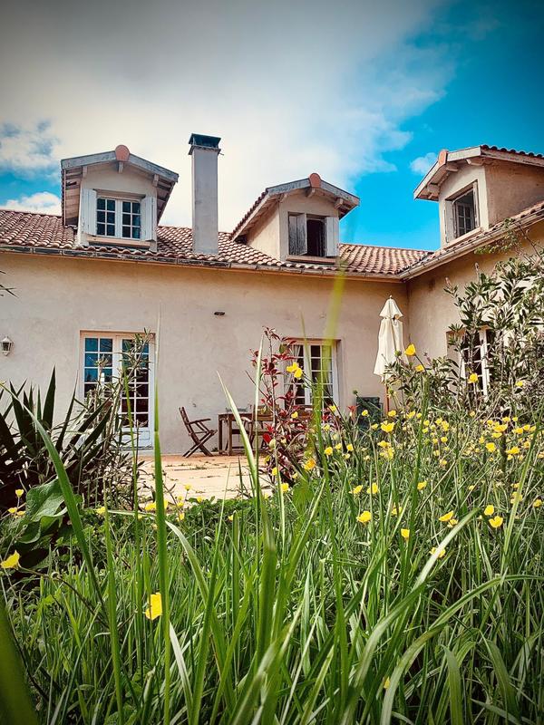 Maison - 347 m² - 13 pièces