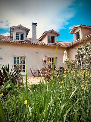 Maison - 347 m² - 13 pièces