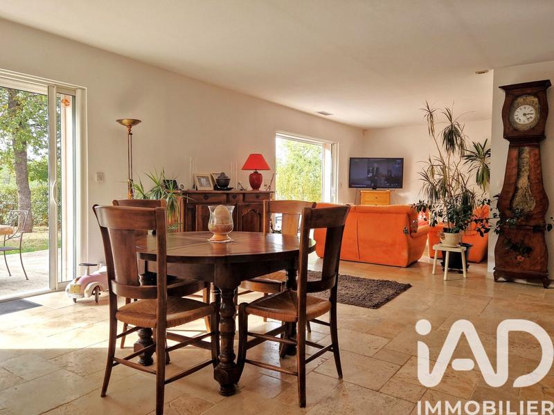 Maison - 153 m² - 5 pièces