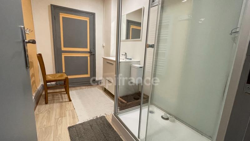 Maison en pierre - 274 m² - 8 pièces