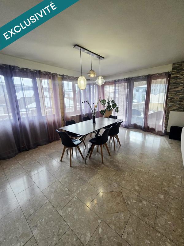 Villa - 226 m² - 7 pièces