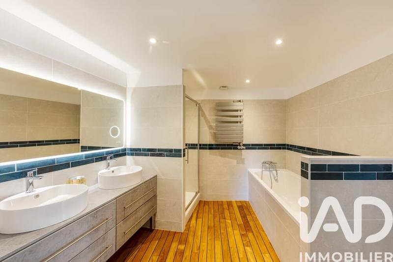 Maison - 110 m² - 6 pièces