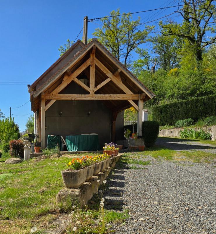 Moulin - 270 m² - 10 pièces