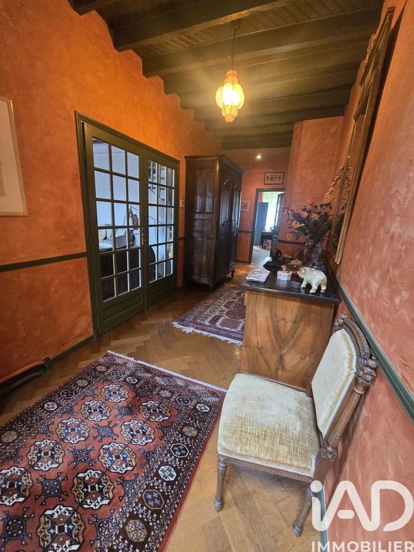 Maison - 358 m² - 10 pièces