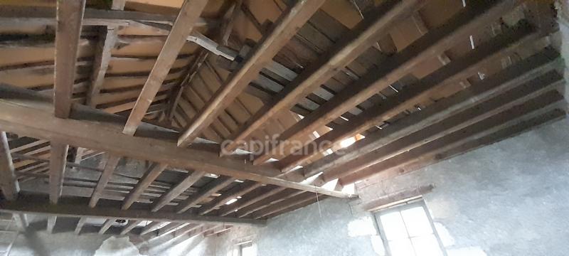 Maison de village - 85 m² - 4 pièces