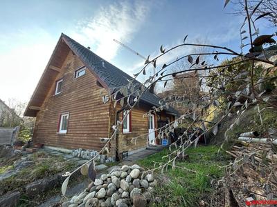 Maison - 104 m² - 5 pièces