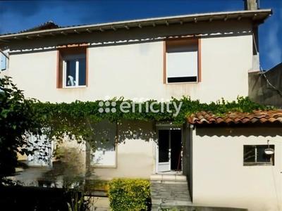 Immeuble - 327 m² - 16 pièces