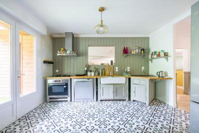 Maison - 261 m² - 12 pièces