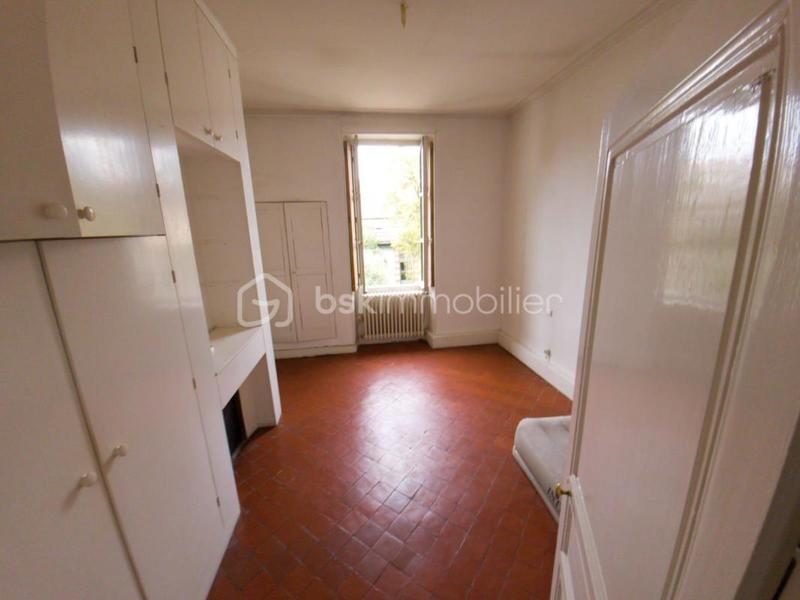 Maison - 182 m² - 6 pièces