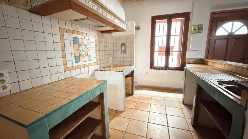 Maison de village - 90 m² - 3 pièces