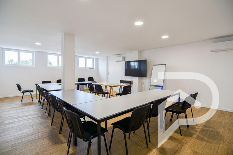 Bureau - 28 m² - 1 pièce