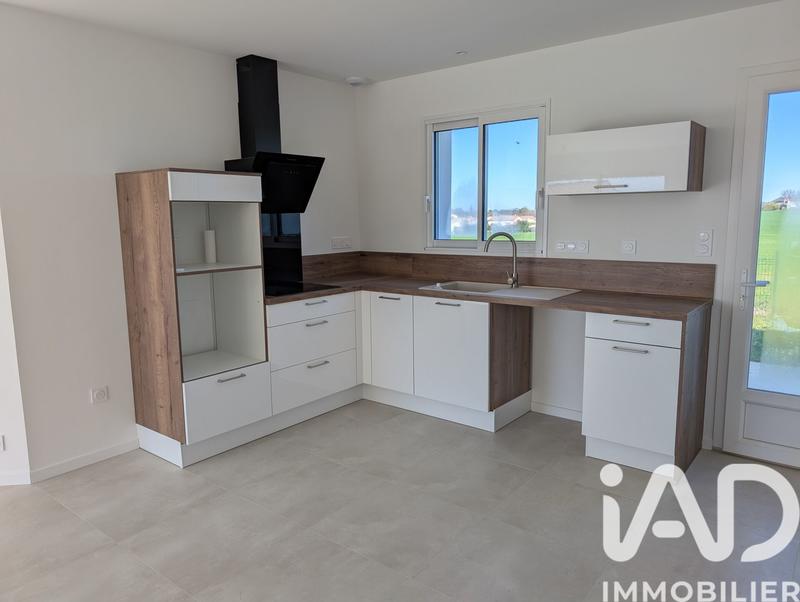 Maison - 90 m² - 4 pièces