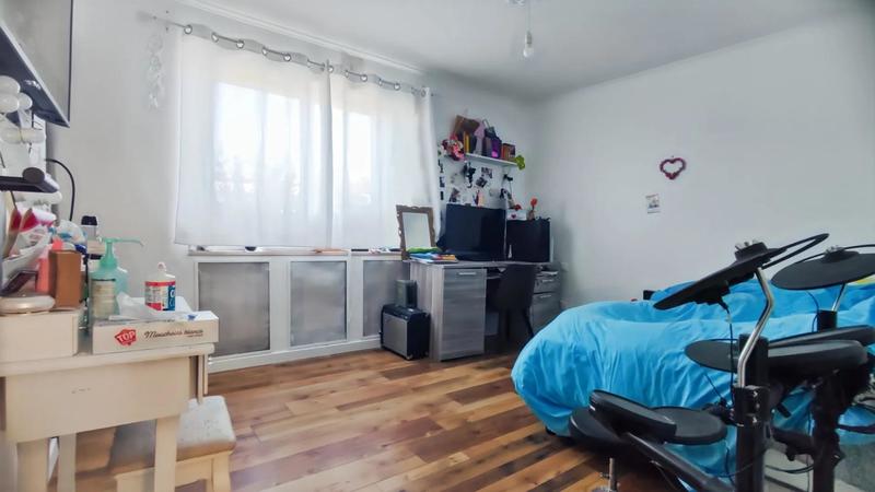 Maison - 195 m² - 7 pièces