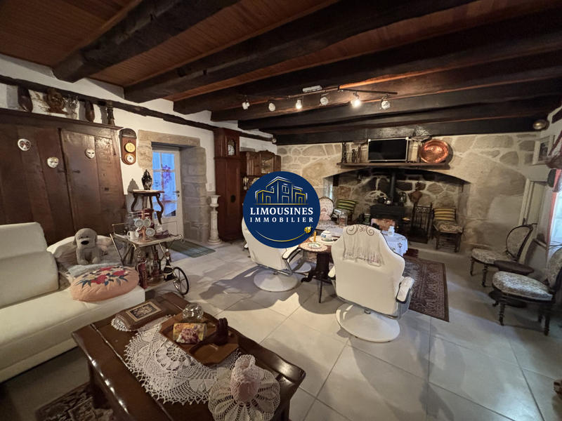 Maison - 224 m² - 8 pièces