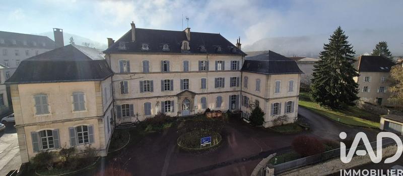 Appartement - 90 m² - 5 pièces