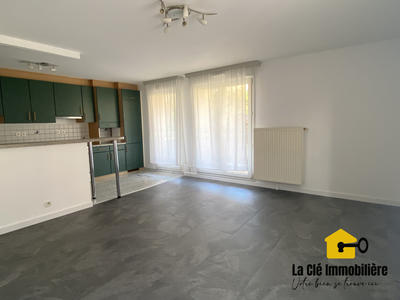 Appartement - 81 m² - 4 pièces