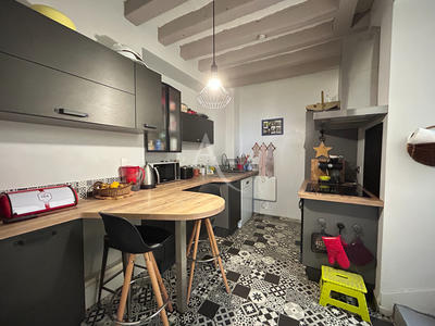 Maison - 93 m² - 4 pièces