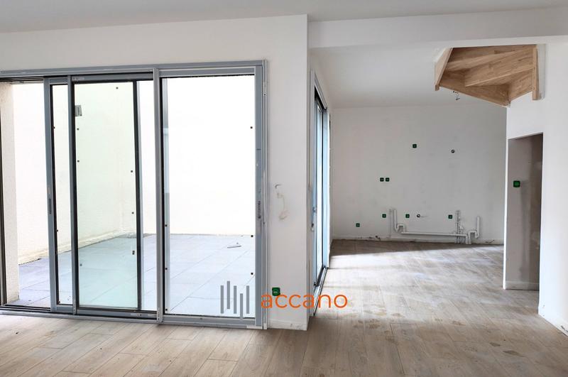 Maison - 93 m² - 4 pièces