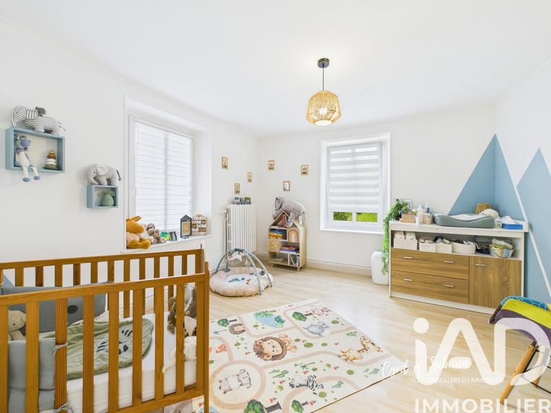 Maison - 253 m² - 10 pièces