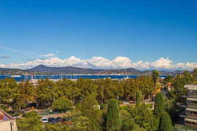 Appartement - 122 m² - 5 pièces