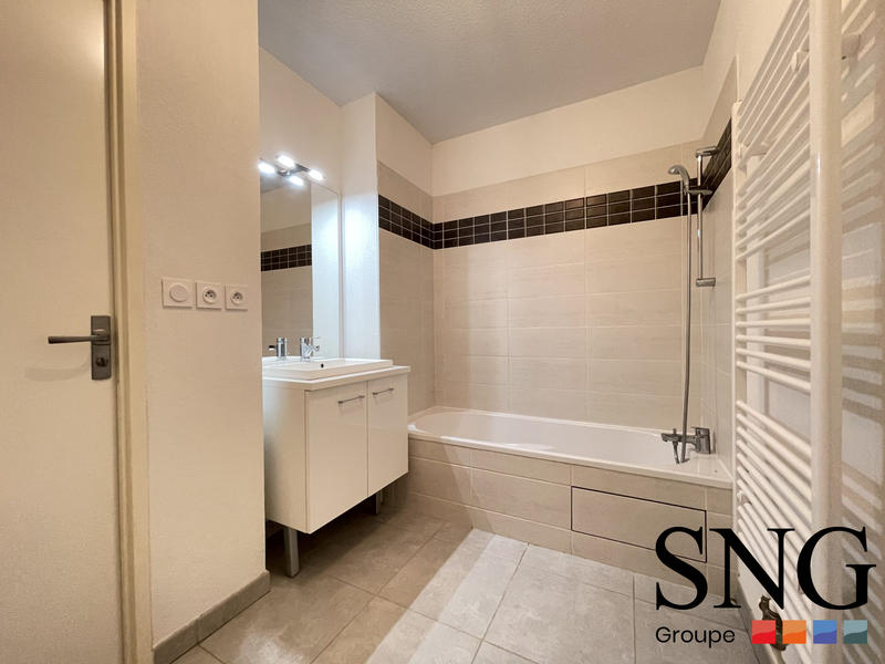 Appartement - 64 m² - 3 pièces