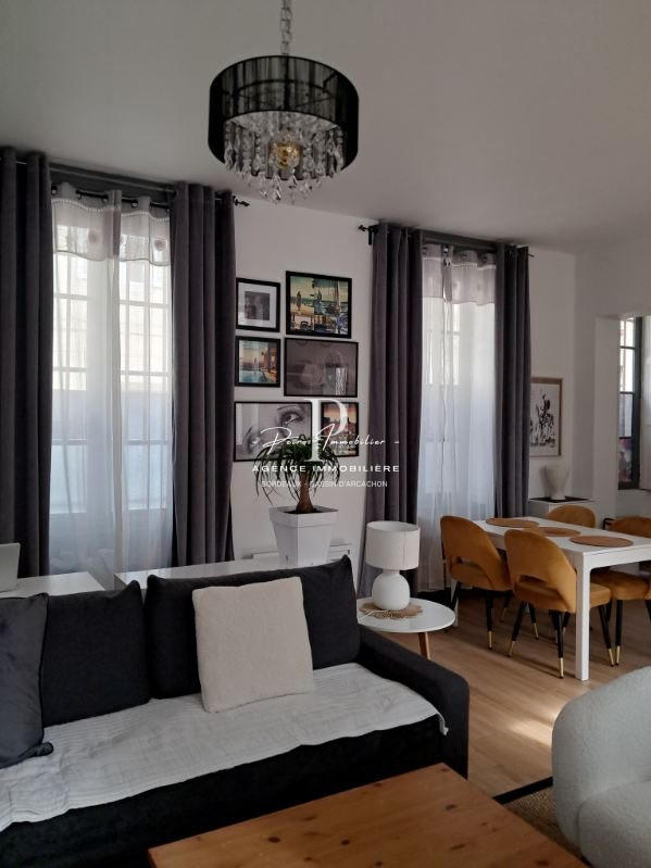 Appartement - 76 m² - 4 pièces