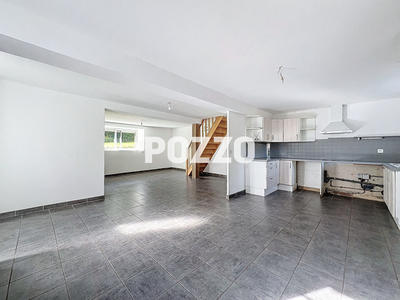 Maison - 100 m² - 4 pièces