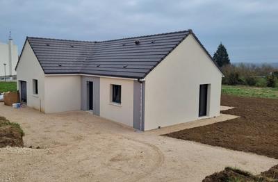 Maison - 110 m² - 4 pièces