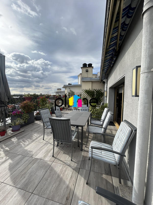 Appartement - 200 m² - 4 pièces