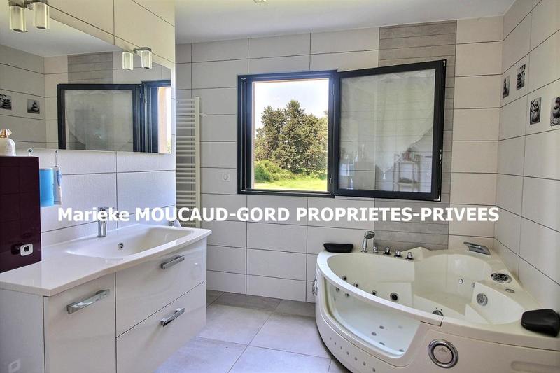 Maison - 195 m² - 8 pièces