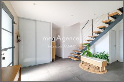 Maison - 163 m² - 6 pièces