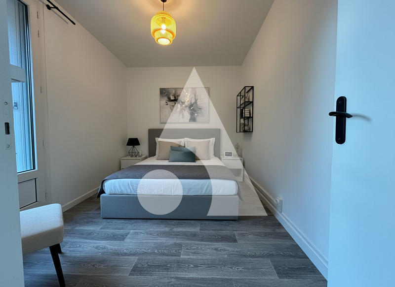 Appartement - 92 m² - 5 pièces